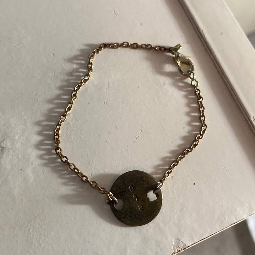Bracelet with numbers 079